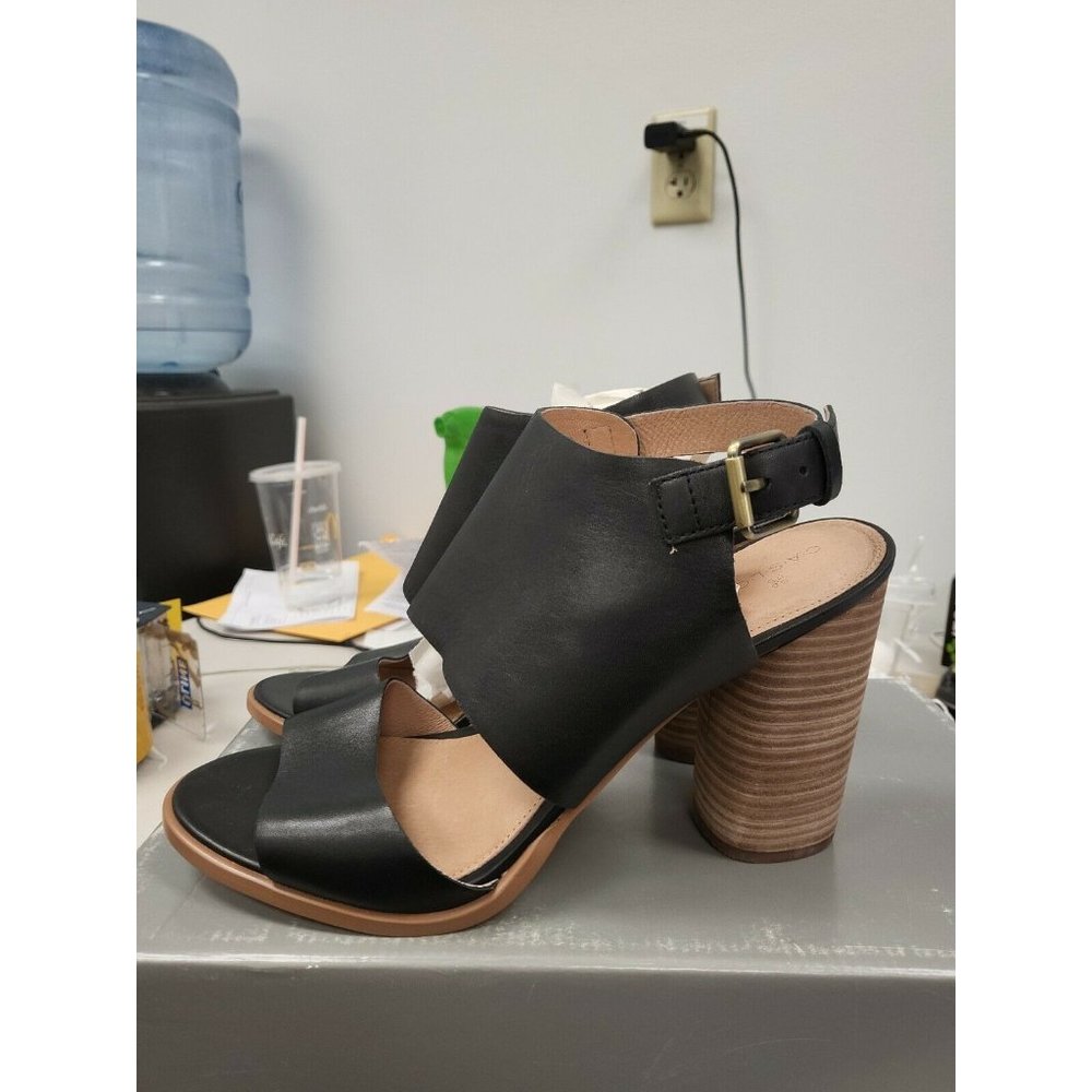 CASLON Women's Size 9.5M black Suede Leather Block Heel Sandal Shoes